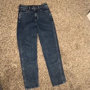 Hollister Ultra rise mom jeans